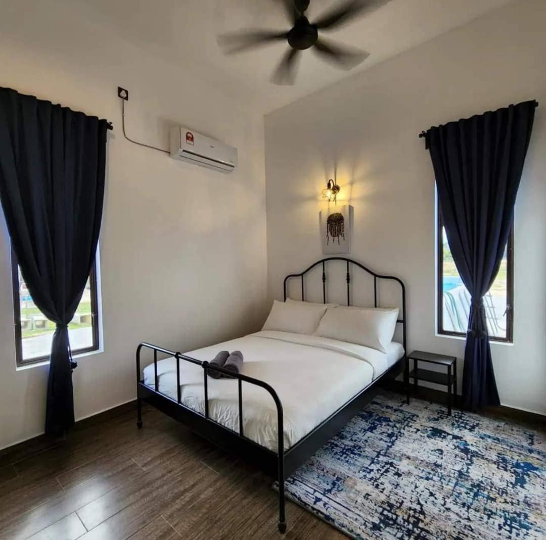 Kamalia Villas 캄풍 페나릭 외부 사진